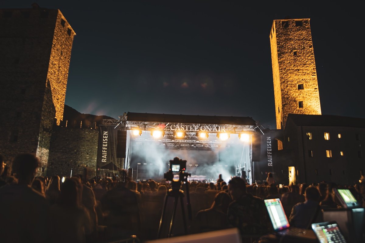 castel grande bellinzona di sera bis