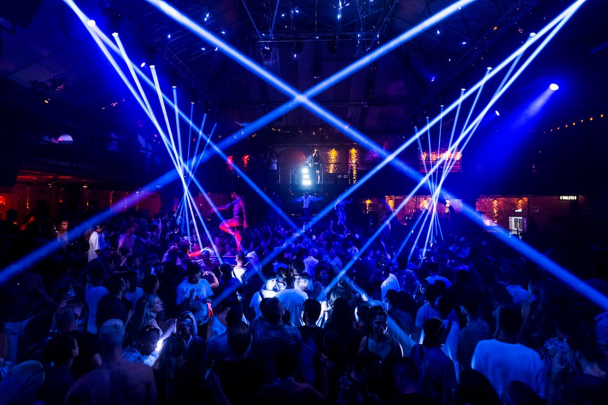 he.she.they @ amnesia bis credits la skimal